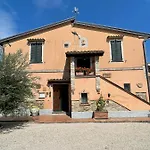 בית הארחה Le Delizie Del Gelso 4*